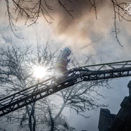 Рятувальники ліквідували загоряння в центрі Одеси. Фото: ДСНС