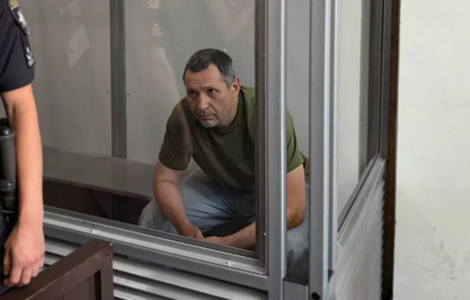 Обвинувачений Михайло Сцельніков у залі суду. Ілюстративне фото: Суспільне