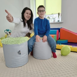 Анастасія з сином завітали до центру. Фото &laquo;МикВісті&raquo;