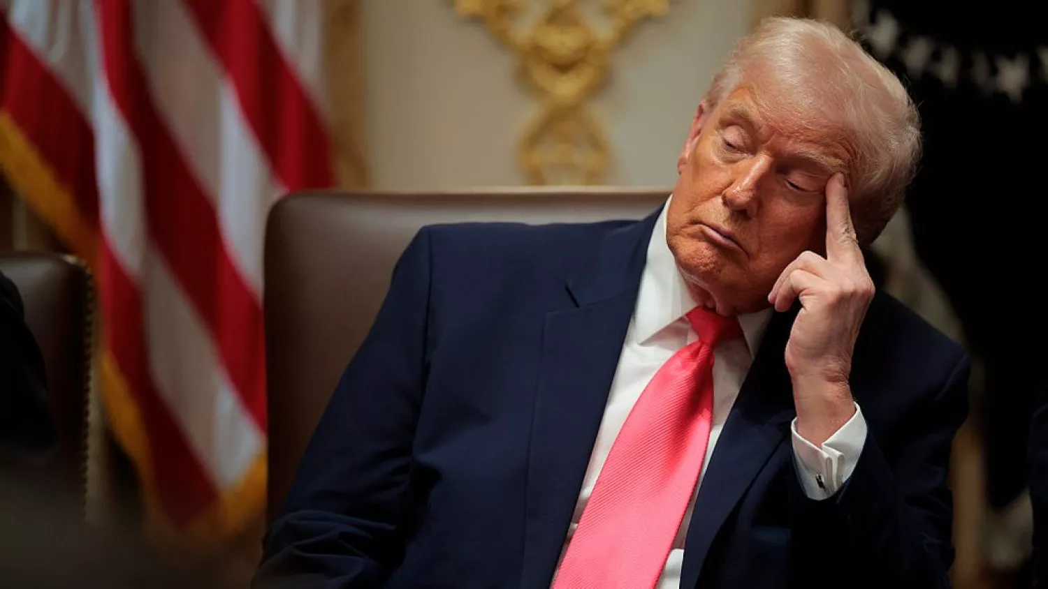 Трамп висловив подив через життя українців під час війни. Фото: Getty Images, Chip Somodevilla