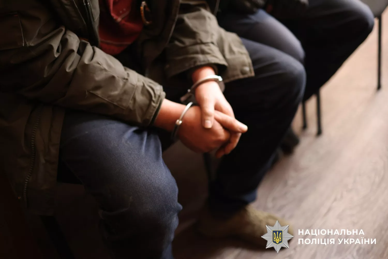 Напав з ножем на правоохоронця та військового: у Миколаєві затримали чоловіка. Фото: Нацполіція