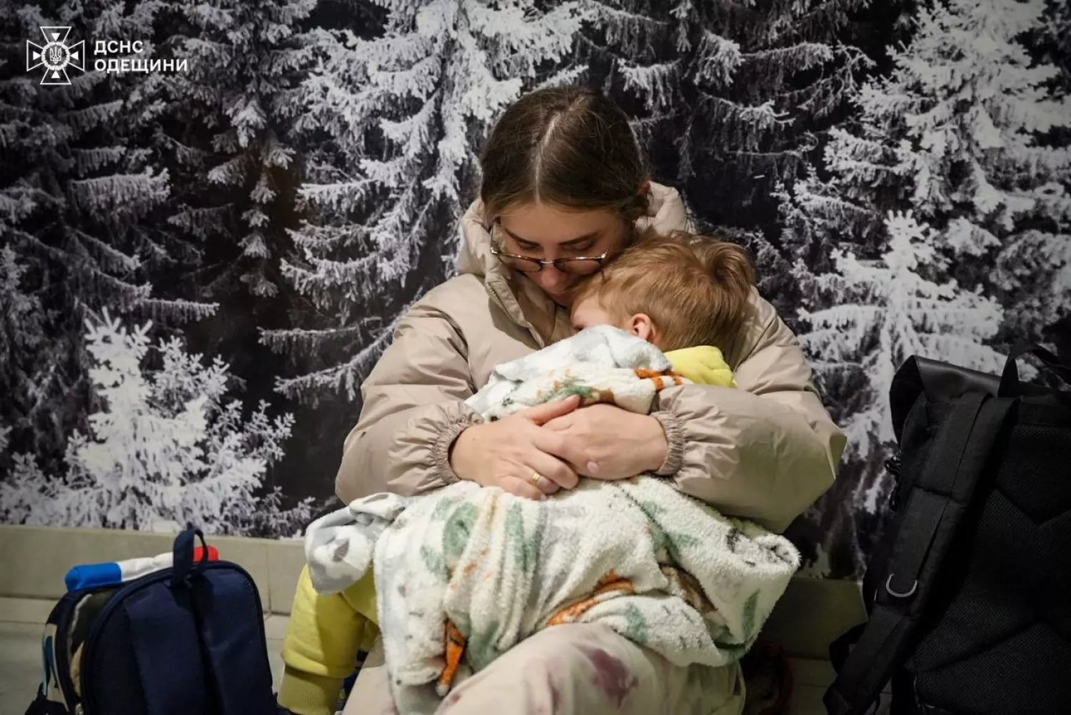 Наслідки обстрілу Одеси 19 березня. Фото: ДСНС