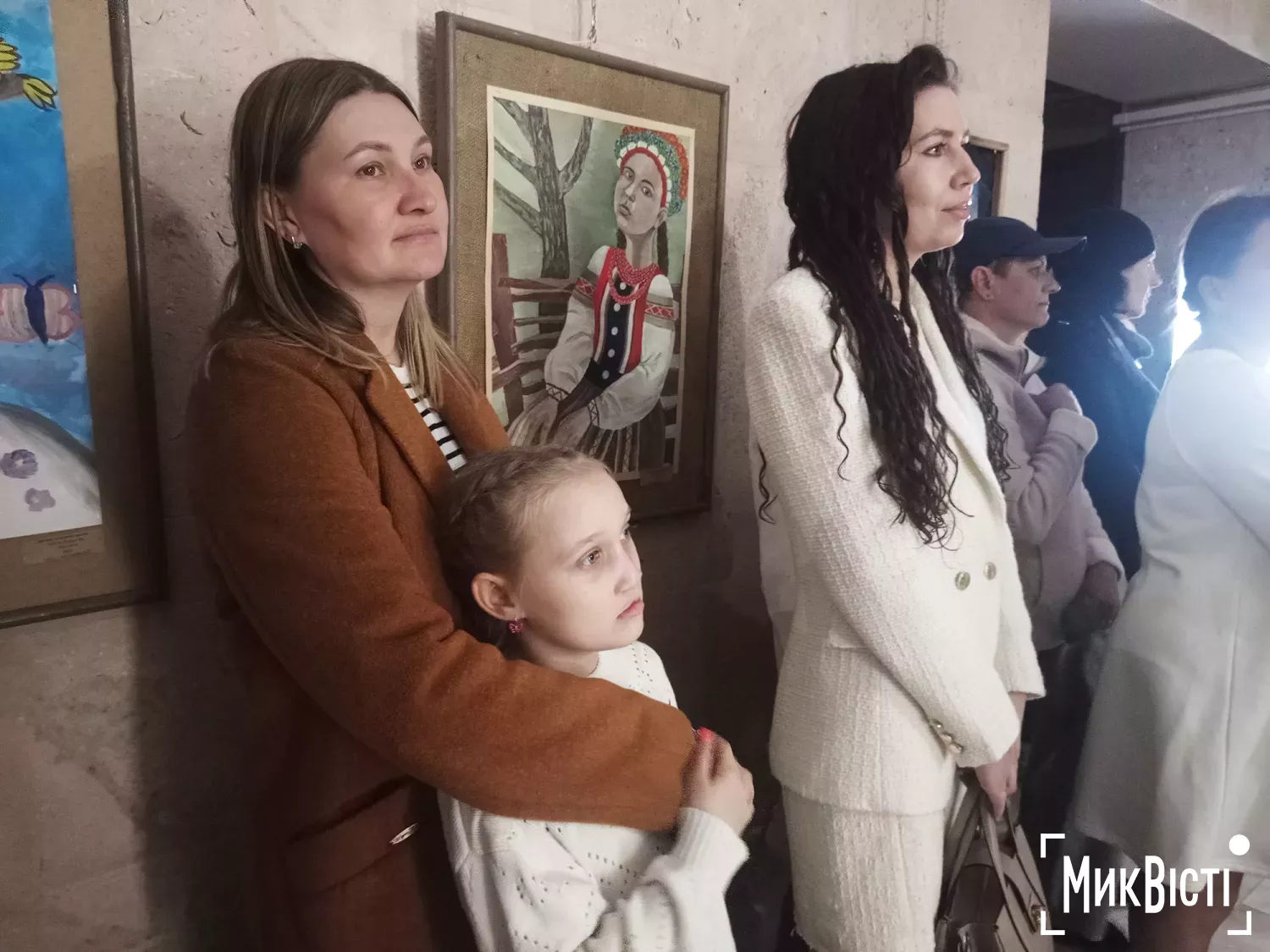 У Миколаєві відкрилась виставка робіт учнів художньої школи Жіноча краса, фото Галина Сеннікова, МикВісті