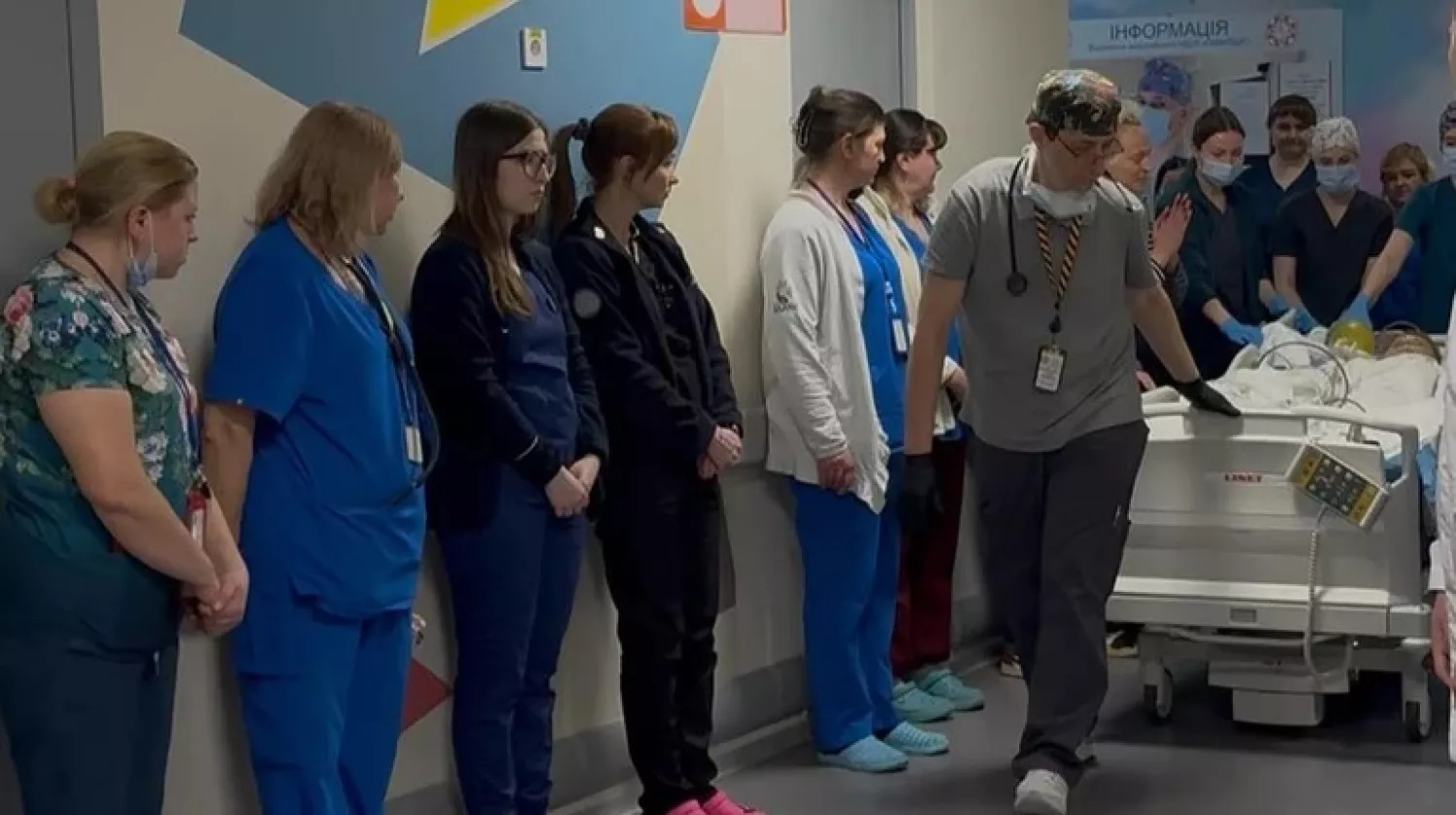 В Україні 13-річний хлопець став донором і врятував чотири життя. Фото: Охматдит