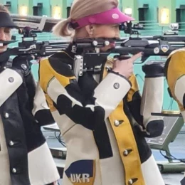 Херсонські спортсмени здобули дві «золоті» та одну «срібну» медалі на Чемпіонаті України. Фото: Херсонська ОВА