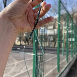 Дитина травмувалася на аварійному майданчику в Миколаєві. Фото: Юлія Романова