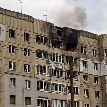 Російський дрон влучив у багатоповерхівку у Львові, 24 березня 2026 року. Фото: Telegram / Андрій Садовий