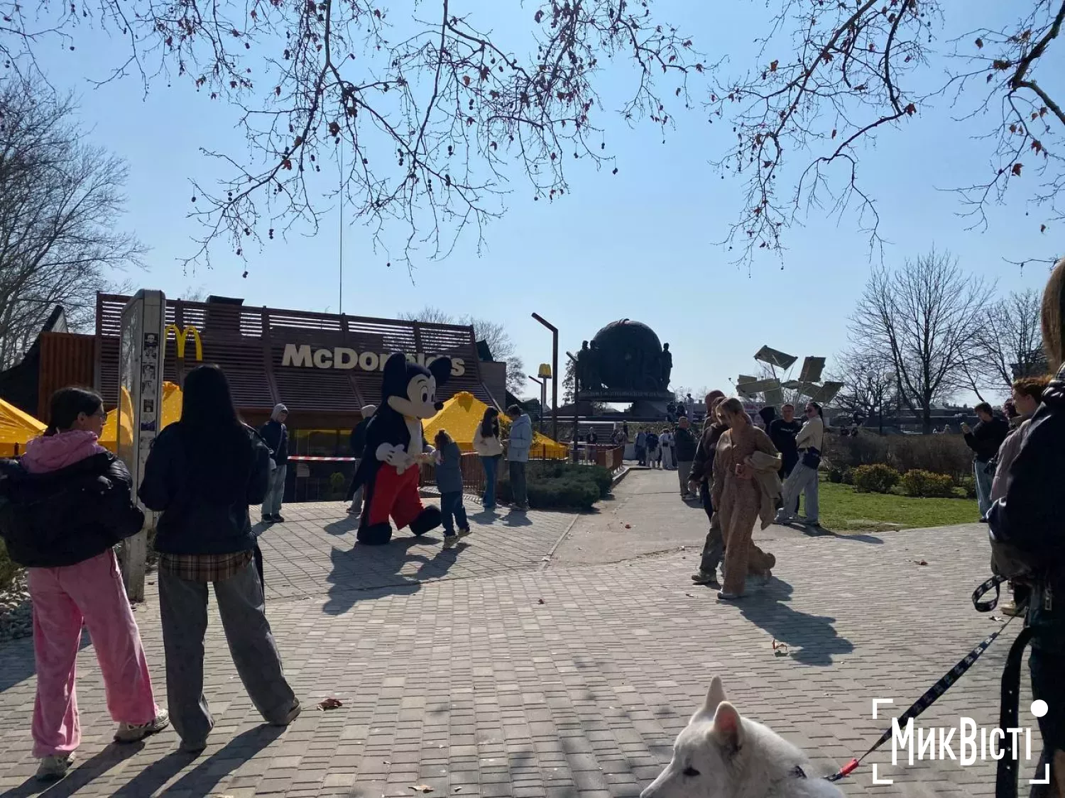 У Миколаєві після 4 років перерви відкрився МакДональдз. Фото: Анна Гакман / НикВести
