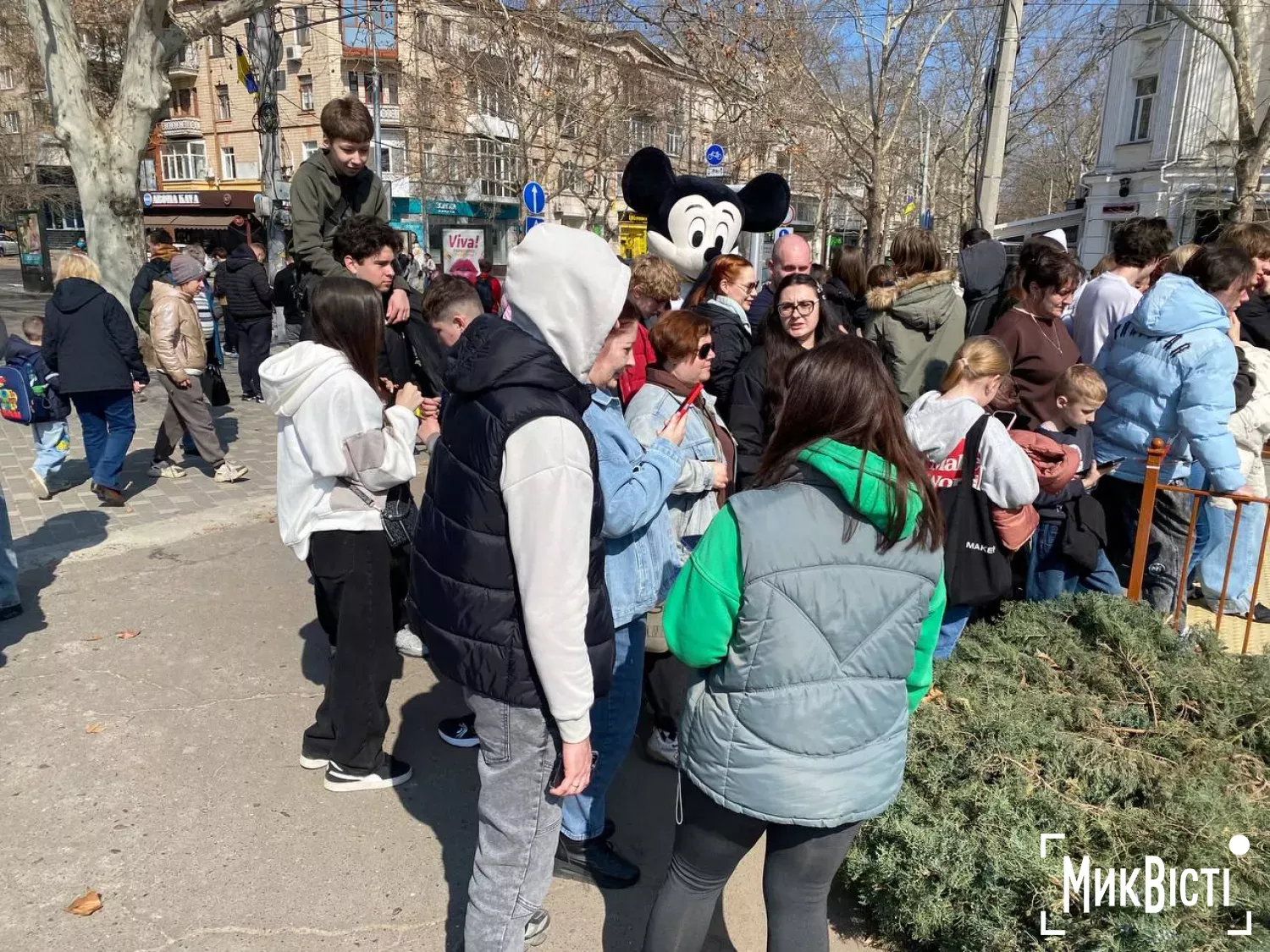 У Миколаєві після 4 років перерви відкрився МакДональдз. Фото: Анна Гакман / НикВести