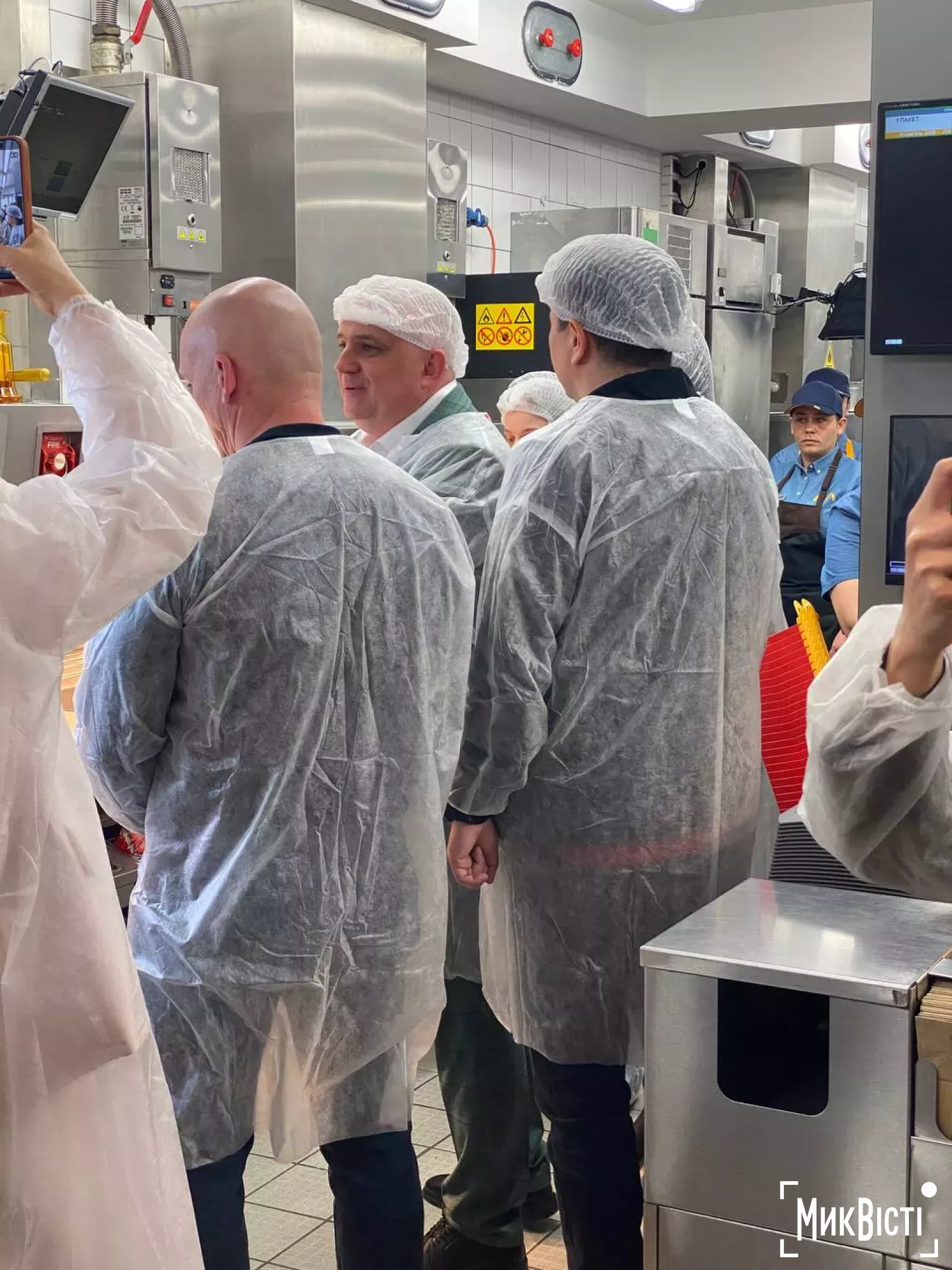 У Миколаєві після 4 років перерви відкрився МакДональдз. Фото: Анна Гакман / НикВести