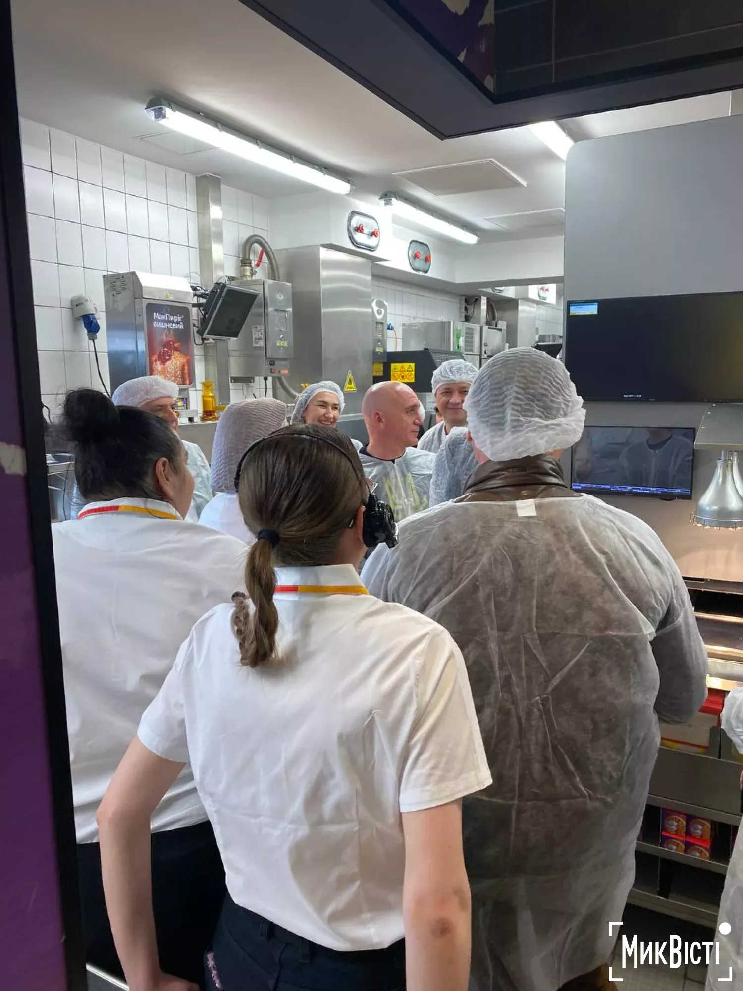 У Миколаєві після 4 років перерви відкрився МакДональдз. Фото: Анна Гакман / НикВести