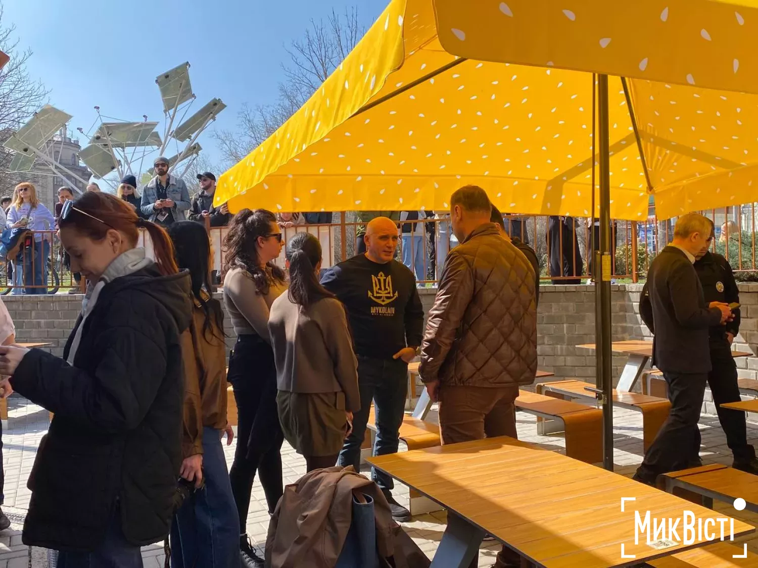 У Миколаєві після 4 років перерви відкрився МакДональдз. Фото: Анна Гакман / НикВести
