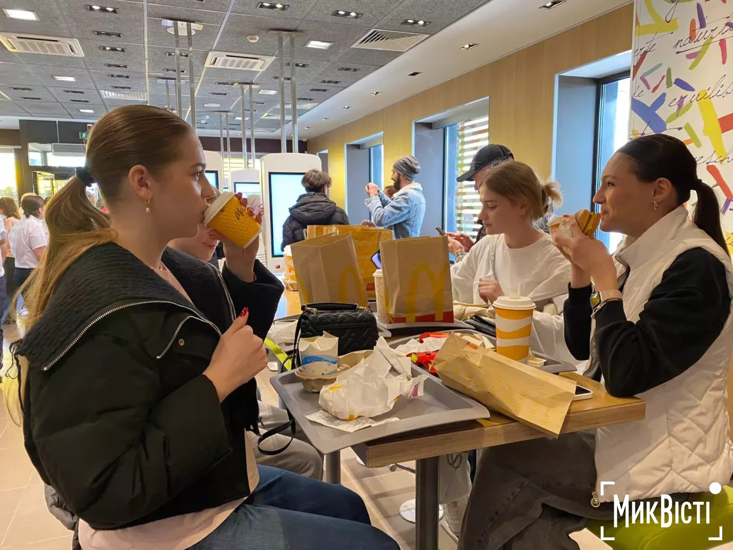 У Миколаєві після 4 років перерви відкрився МакДональдз. Фото: Анна Гакман / НикВести