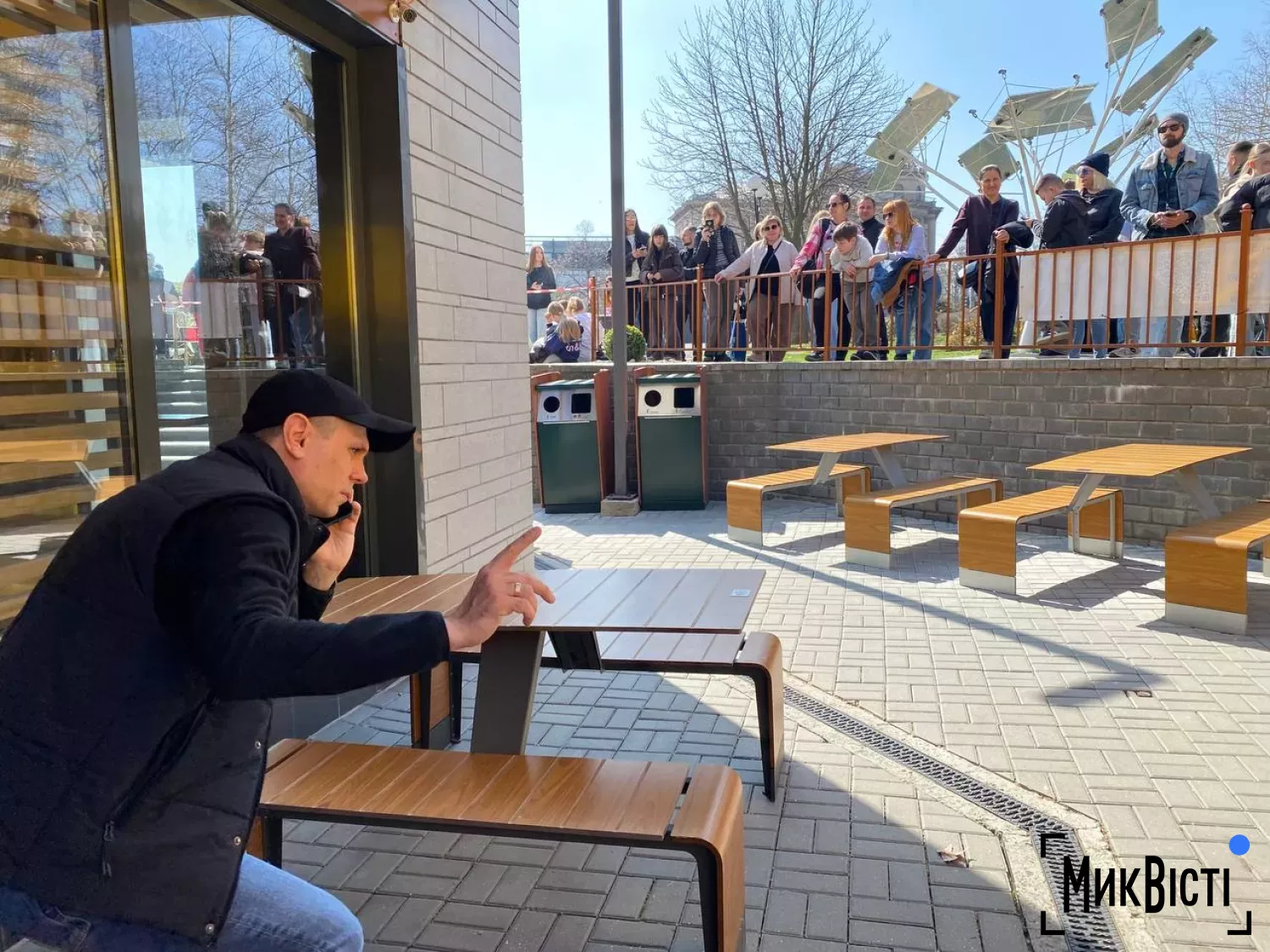 У Миколаєві після 4 років перерви відкрився МакДональдз. Фото: Анна Гакман / НикВести