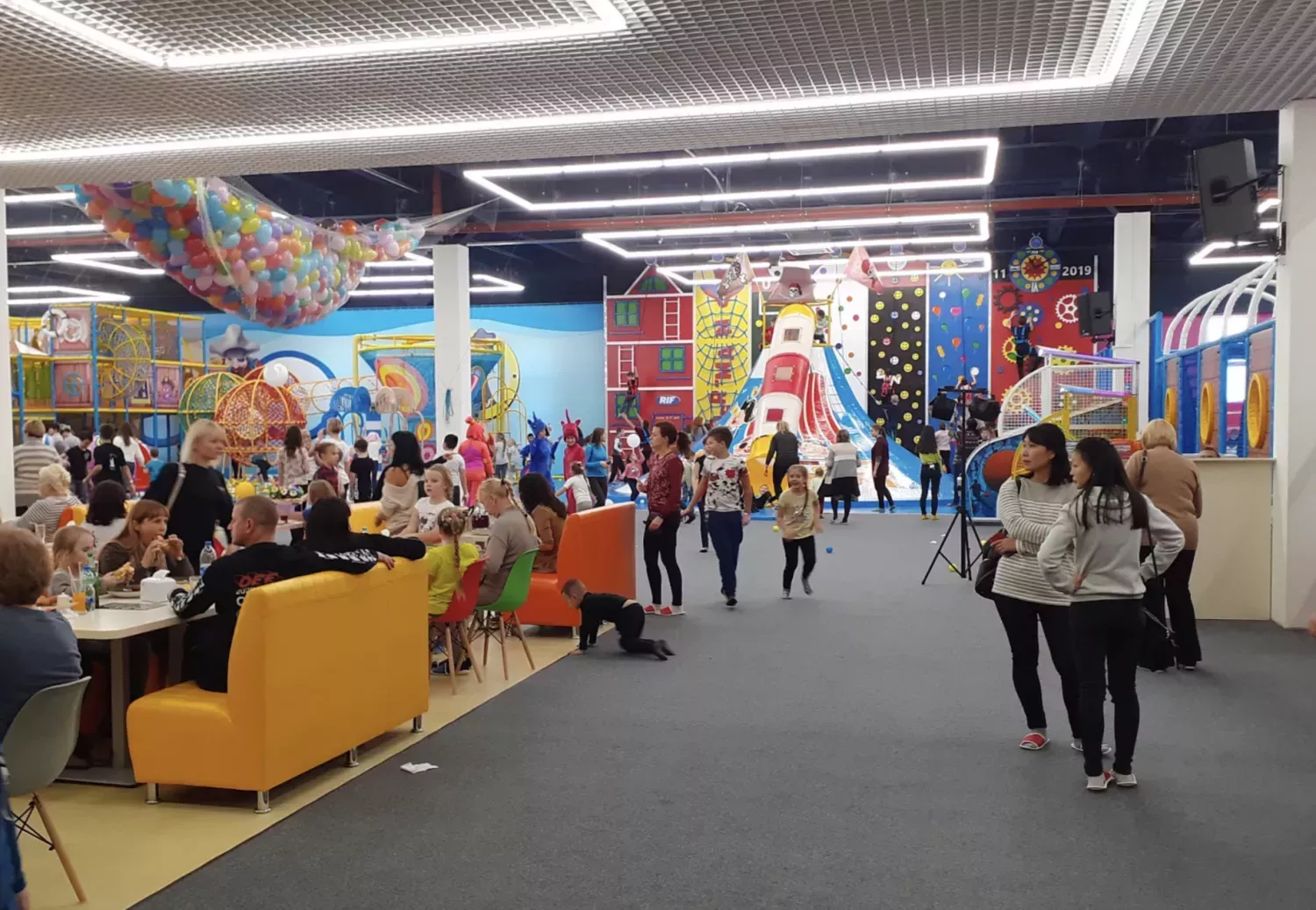 Дитячий розважальний центр Happy Land у Миколаєві. Фото: kamon