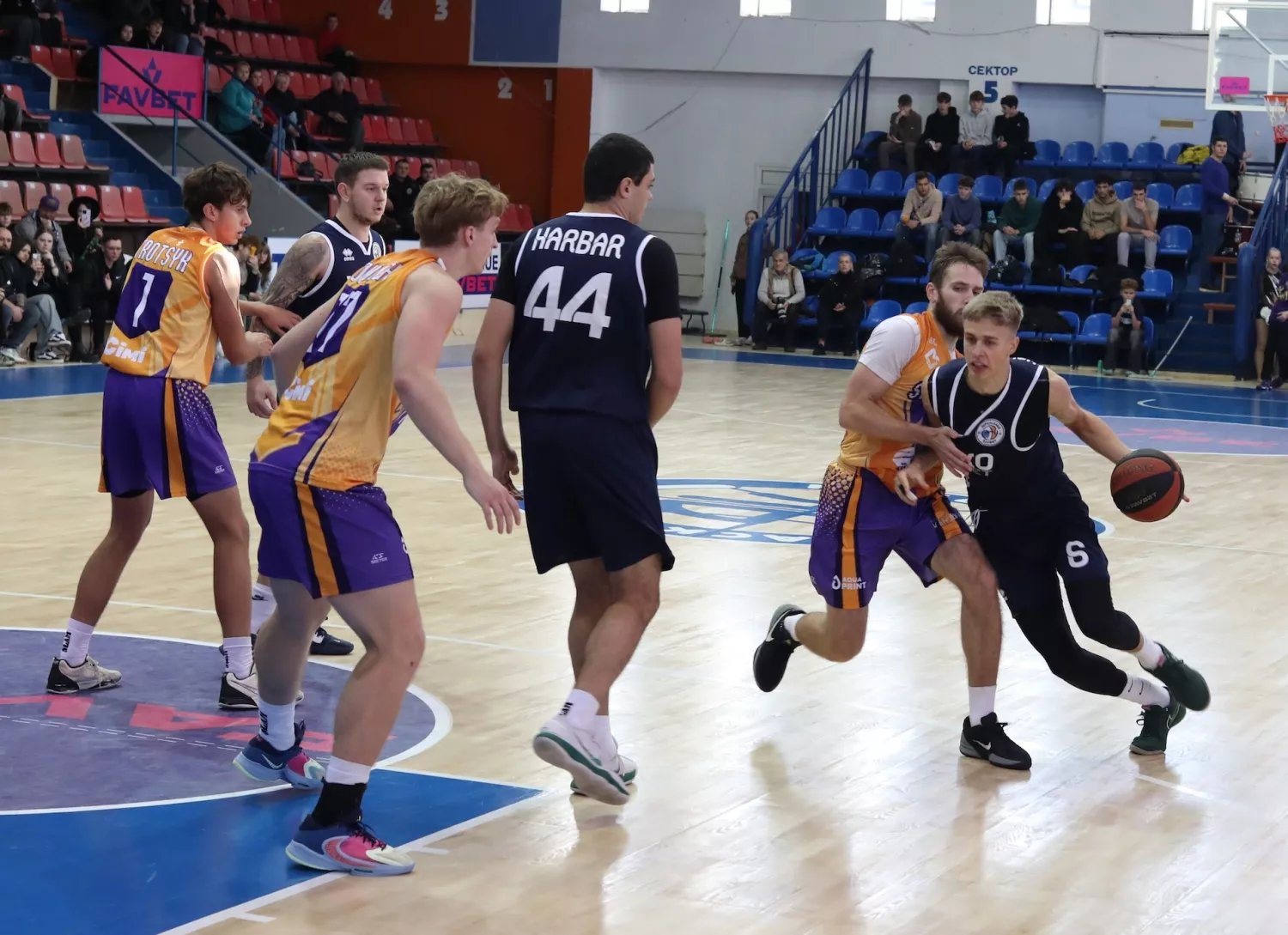 «Ніко-Баскет» обіграв «Старий Луцьк». Фото Федерації баскетболу України