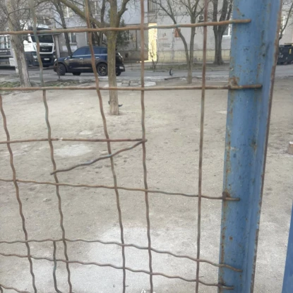 Спортивний майданчик по вул. Лазурній. Фото Юлії Позднякової