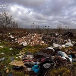 Сміттєзвалище у мікрорайоні Тернівка. Фото: Миколаївська обласна прокуратура