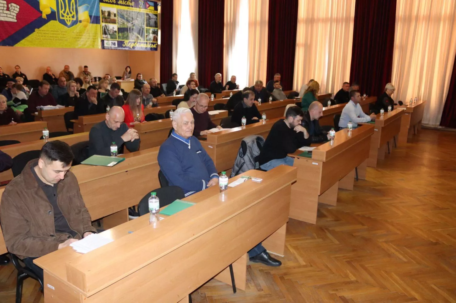 Засідання сесії Первомайської міської ради. Фото: Міська рада