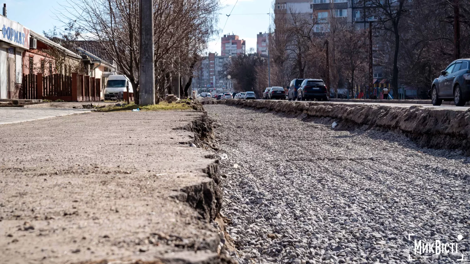 Ремонт трамвайної колії вздовж вулиці 6 Слобідська у Миколаєві, 4 березня 2026 рік. Фото: Сергій Овчаришин, «НикВести»