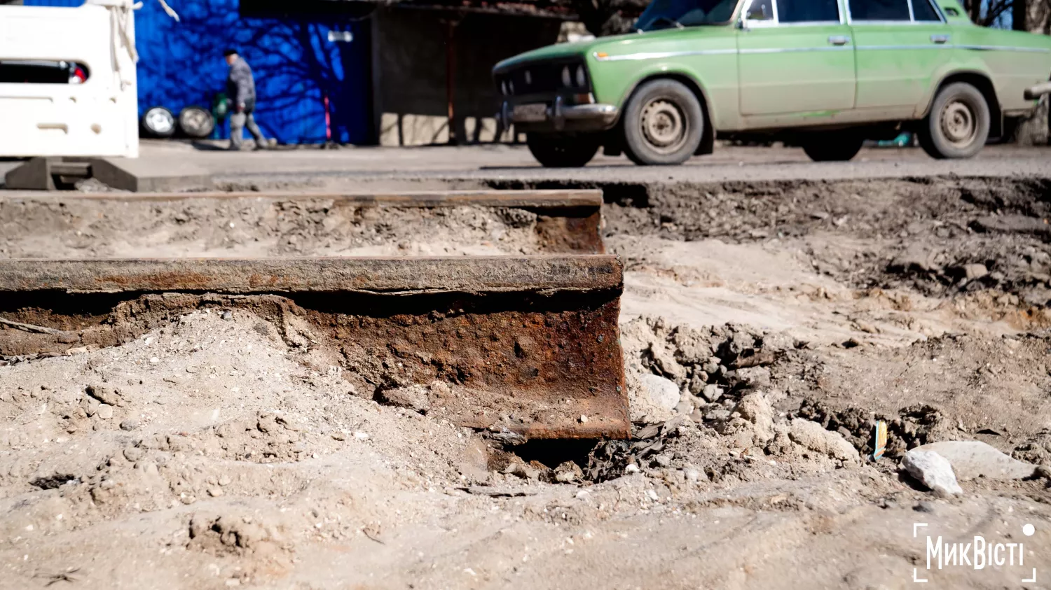 Ремонт трамвайної колії вздовж вулиці 6 Слобідська у Миколаєві, 4 березня 2026 рік. Фото: Сергій Овчаришин, «НикВести»