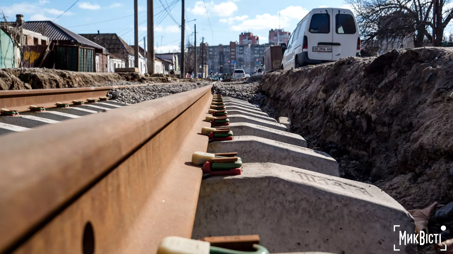 Ремонт трамвайної колії вздовж вулиці 6 Слобідська у Миколаєві, 4 березня 2026 рік. Фото: Сергій Овчаришин, «НикВести»