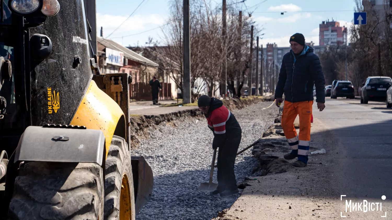 Ремонт трамвайної колії вздовж вулиці 6 Слобідська у Миколаєві, 4 березня 2026 рік. Фото: Сергій Овчаришин, «НикВести»