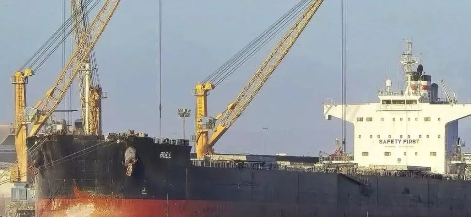 Російський удар по цивільному судну в акваторії Чорного моря. Фото: Олег Кіпер