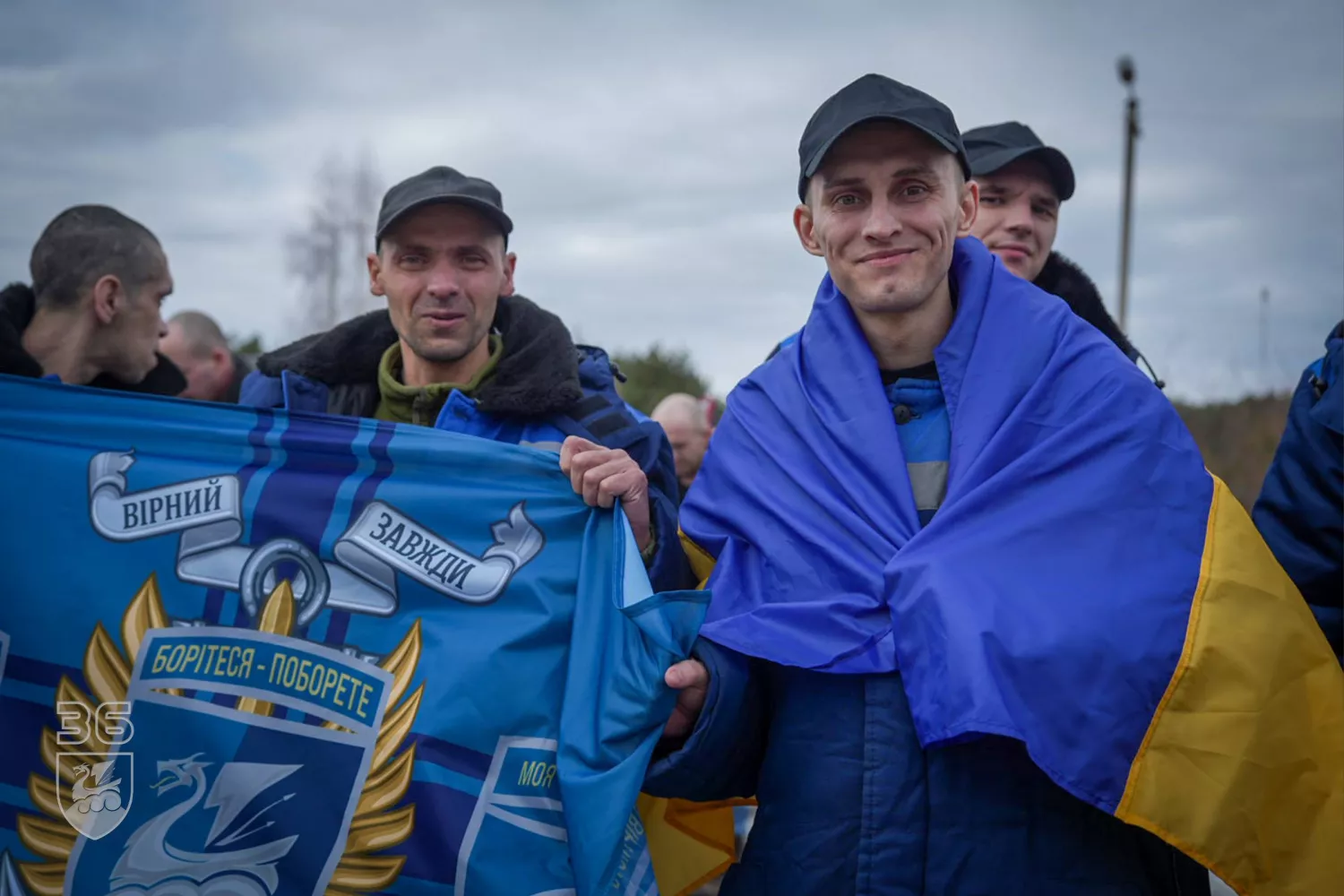 В Україну з полону повернулися миколаївські морпіхи. Фото: 36 ОБрМП