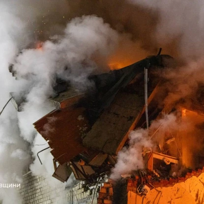 Ракетний удар по Харкову 7 березня 2026 року. Фото: ДСНС