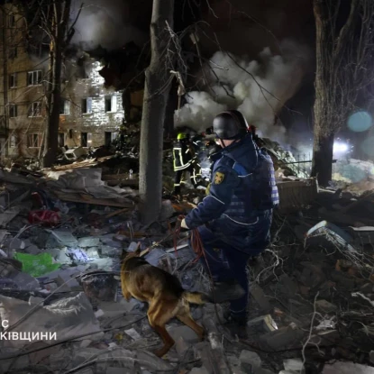 Ракетний удар по Харкову 7 березня 2026 року. Фото: ДСНС