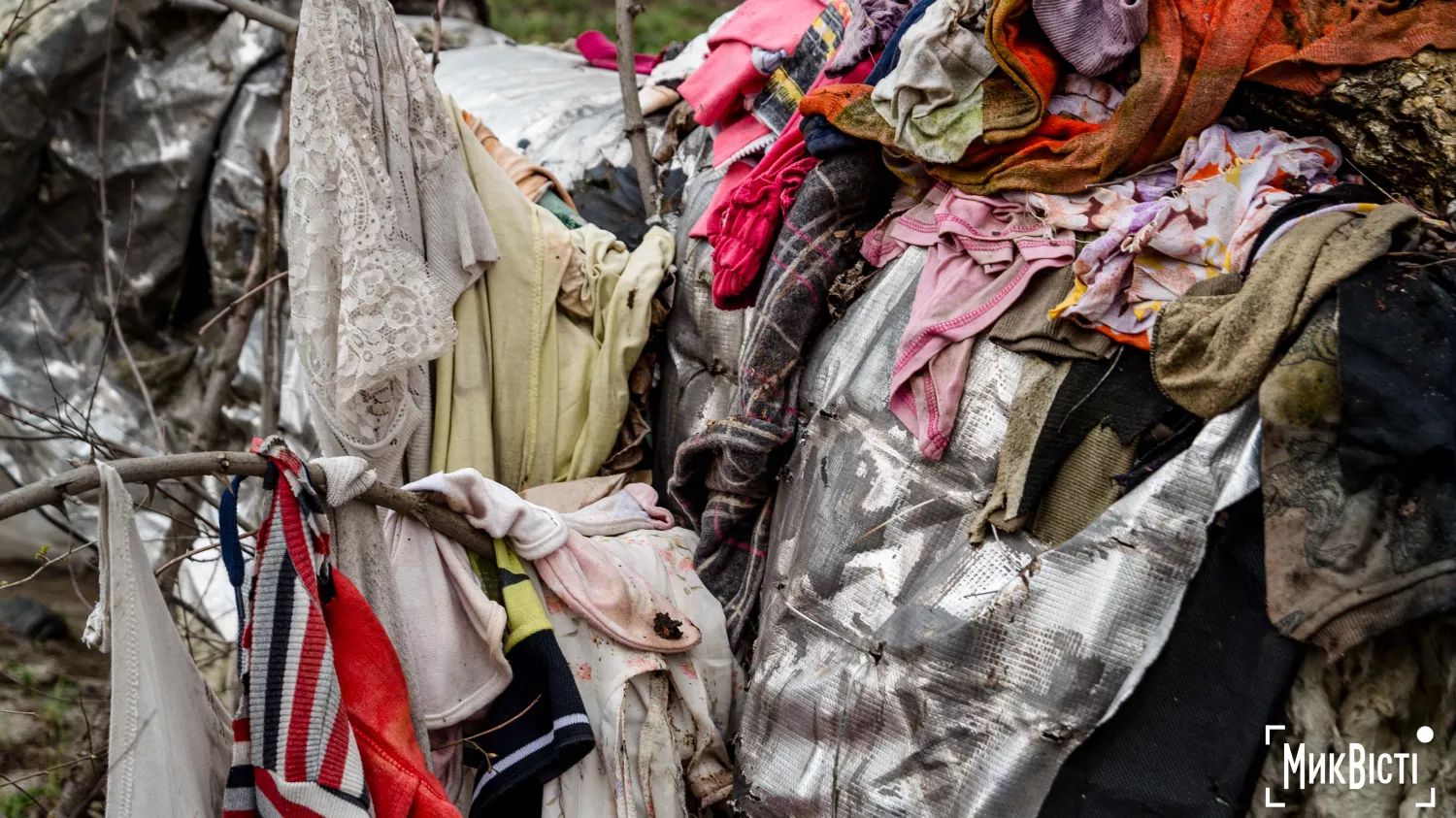 У Миколаєві біля ПК «Молодіжний» утворилося сміттєзвалище. Фото: МикВісті