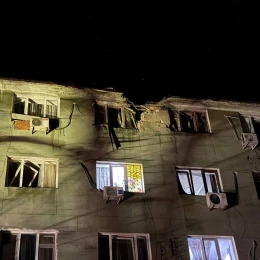 Наслідки російських обстрілів в Одесі, 11 квітня 2026 року. Фото: Одеська МВА