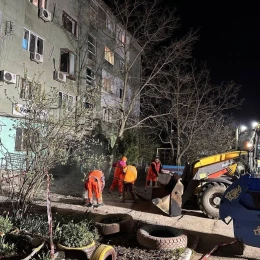 Наслідки російських обстрілів в Одесі, 11 квітня 2026 року. Фото: Одеська МВА