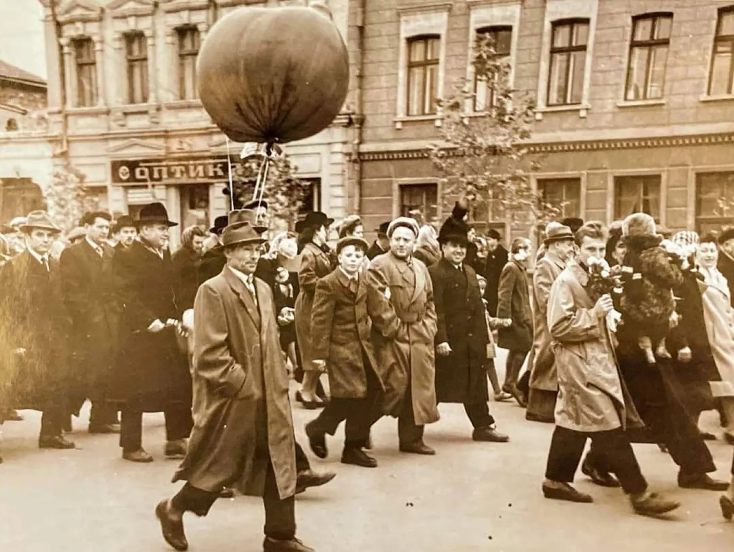 Готель Центральний, 1962 рік. Фото: Південна Україна крізь віки
