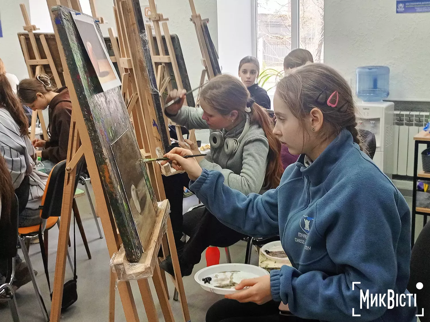 Шотландський художник проводить у Миколаєві арт-терапевтичні майстер-класи з живопису, фото Галина Сеннікова, НикВести