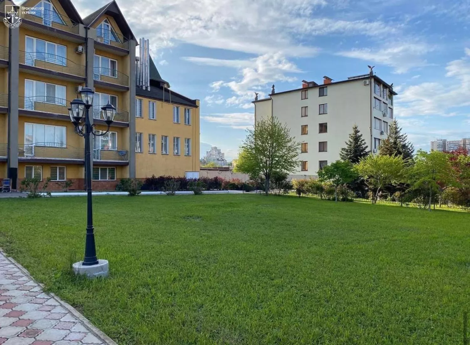 Забудовник на Одещині погасив 12-річний борг: фото Одеської обласної прокуратури