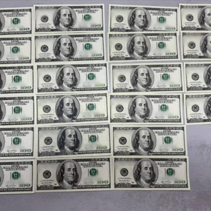 В Одесі судитимуть іноземців за збут фальшивих доларів: фото Одеської обласної прокуратури