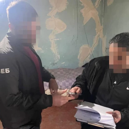 В Одесі судитимуть іноземців за збут фальшивих доларів: фото Одеської обласної прокуратури