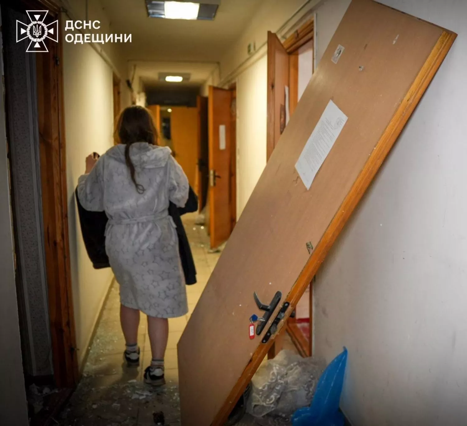 Наслідки обстрілу Одеси 16 квітня. Фото: ДСНС