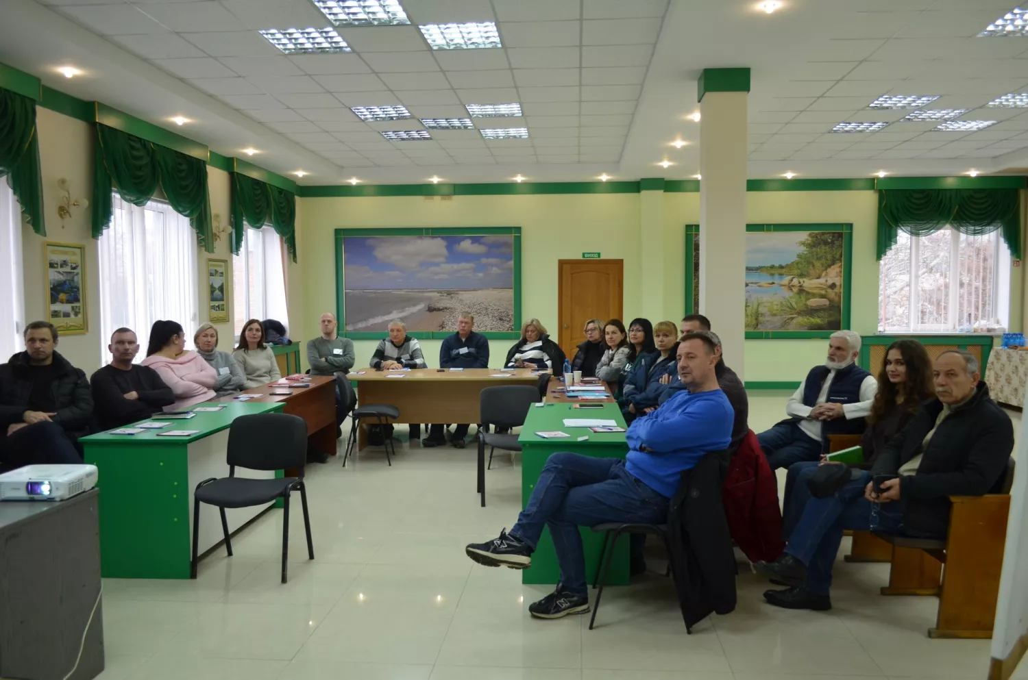 Співробітники Миколаївводоканалу під час семінару 10 грудня. Деякі співробітники вже звільнилися. Фото: Facebook МКП Миколаївводоканал