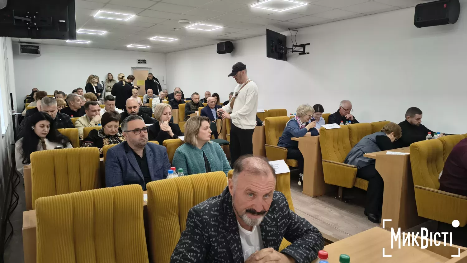 Миколаївська облрада підтримала звернення до Кабміну щодо жителів модульних будинків. Фото: МикВісті