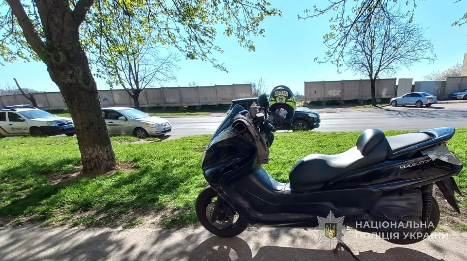 Одесит та мотоциклі розвозив закладки, фото Національна поліція