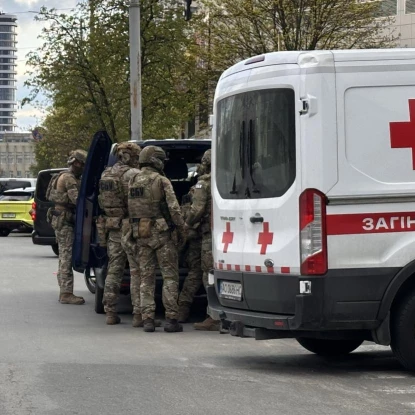 Стрільця ліквідували під час штурму супермаркету в Києві. Фото: Hromadske