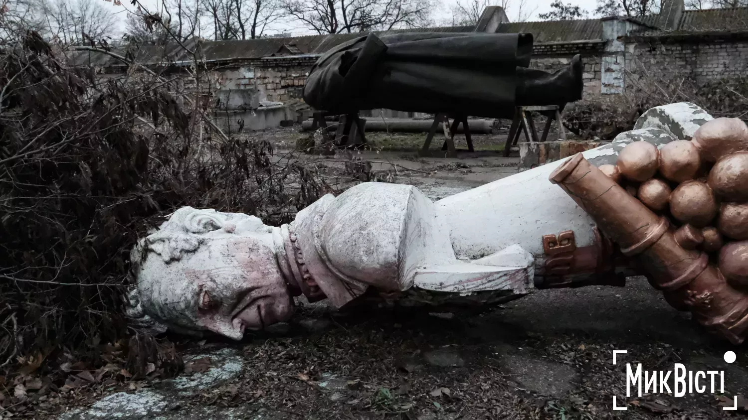 Бюст генерала Олександра Суворова. Фото: МикВісті