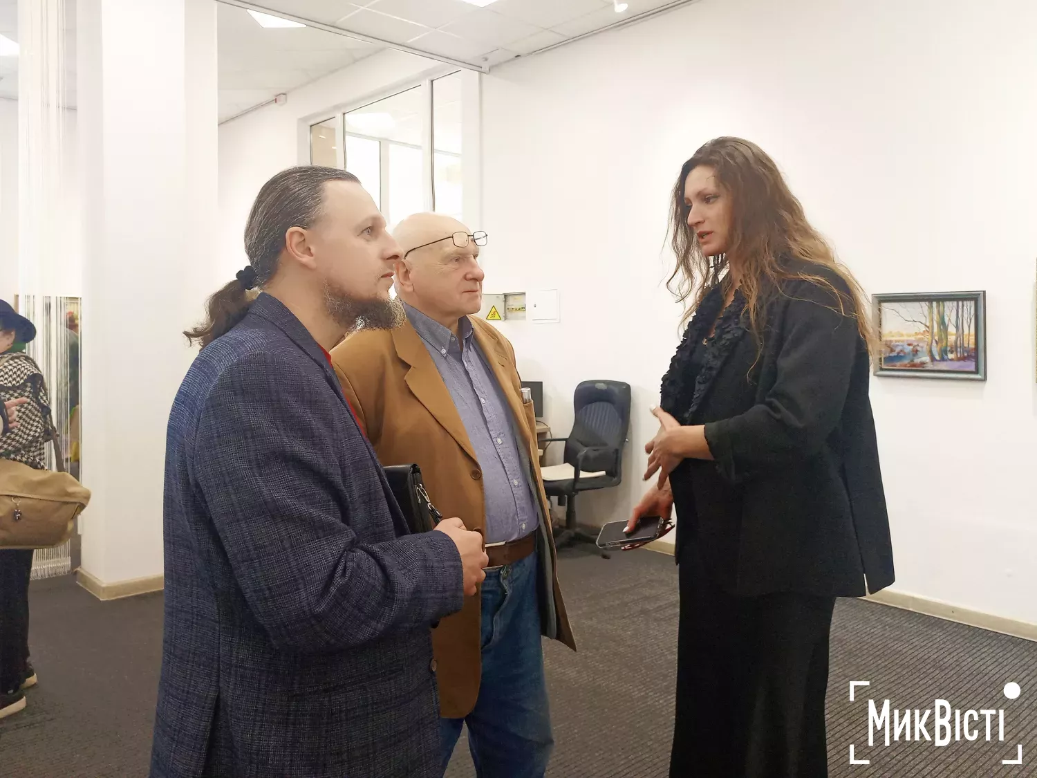 Відкриття виставки Володимира Федорченка у Миколаєві 17 квітня, фото Галина Сеннікова, МикВісті