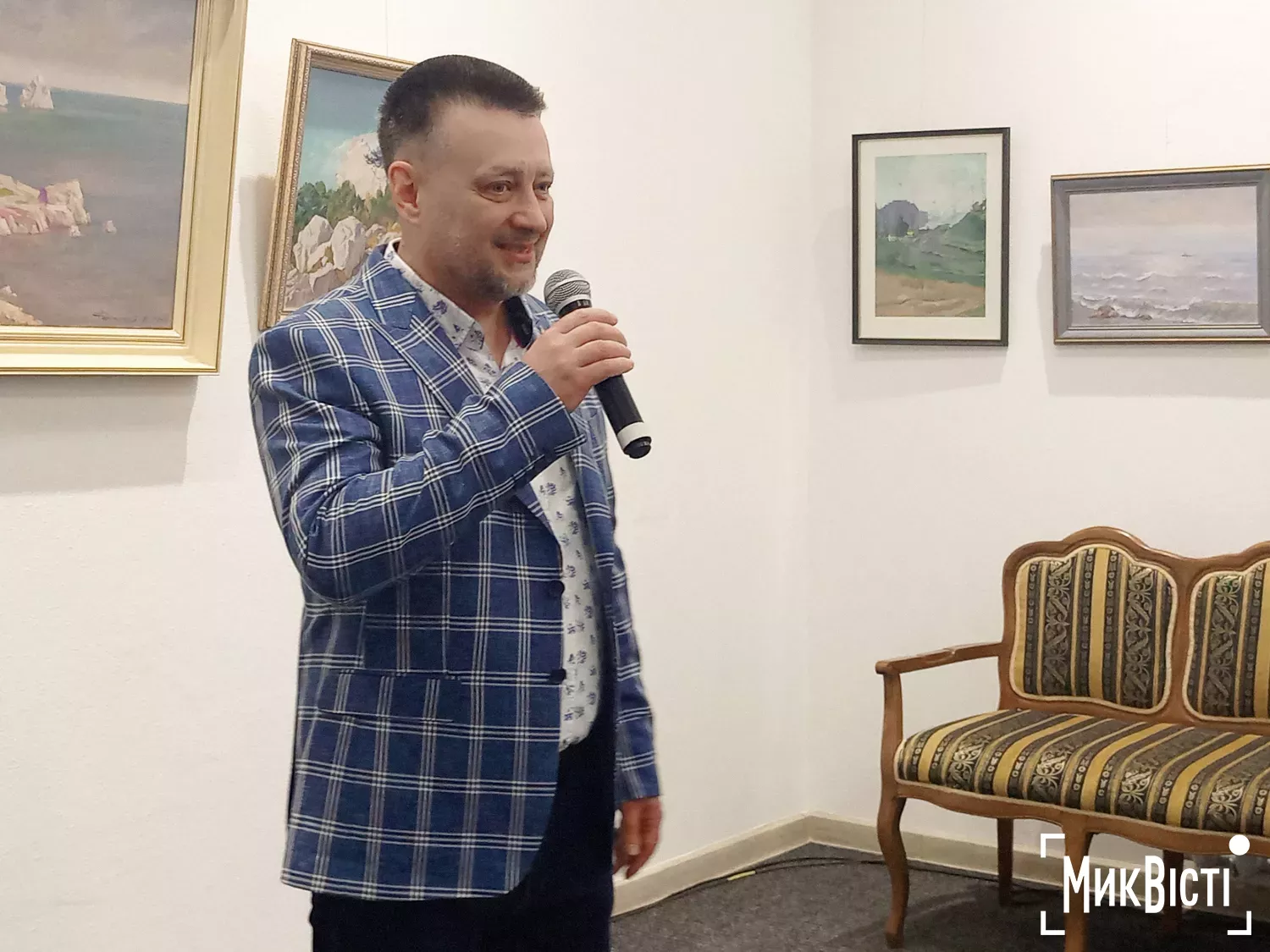 Відкриття виставки Володимира Федорченка у Миколаєві 17 квітня, фото Галина Сеннікова, МикВісті