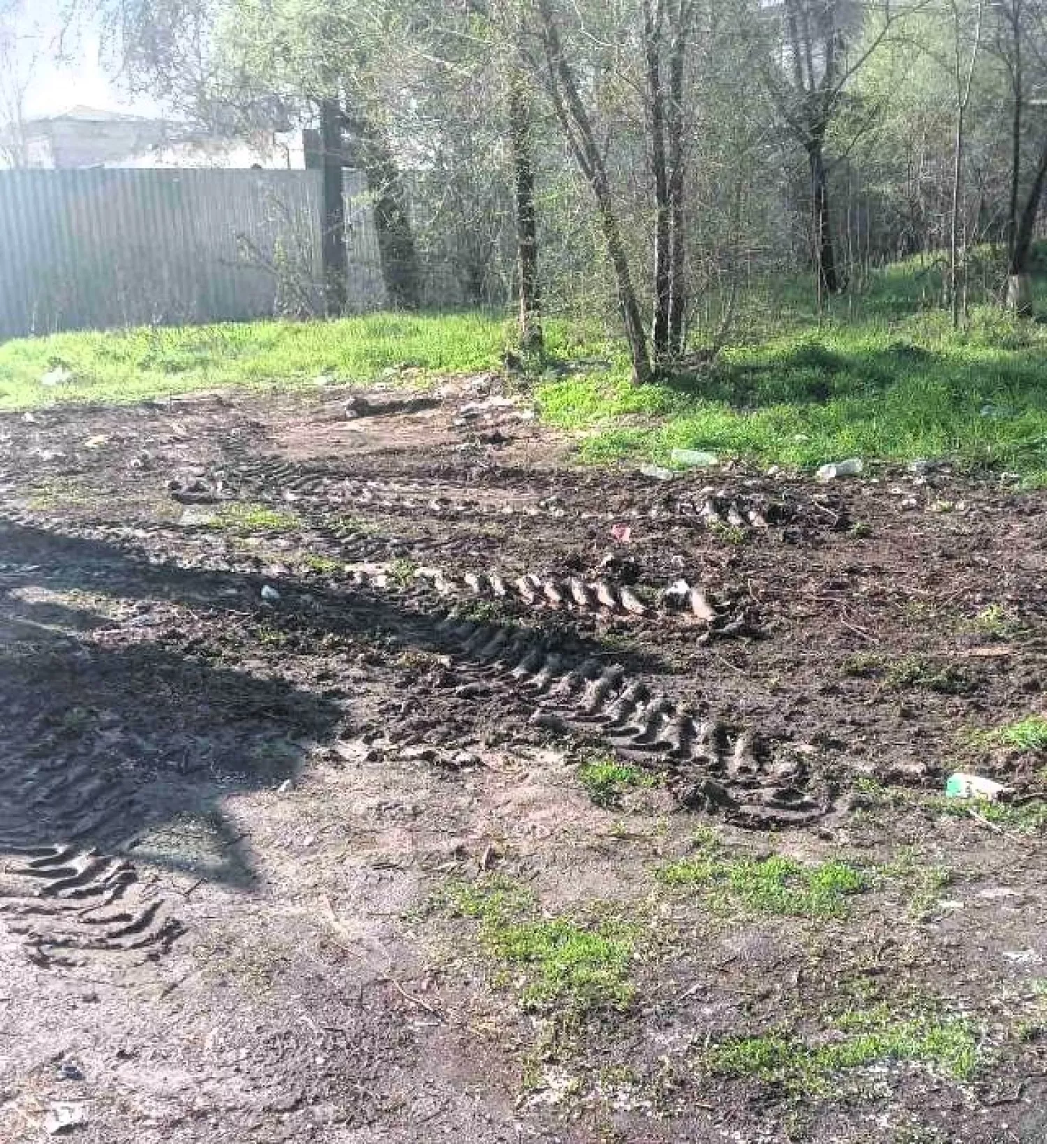 Очищена ділянка поблизу дитячої школи, фото Державна екологічна інспекція Південно-Західного округу