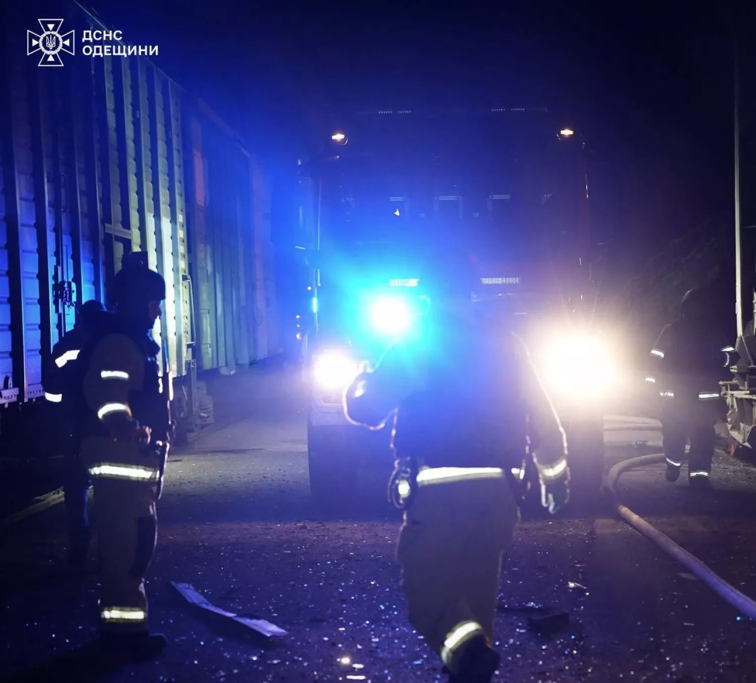 Росія вдарила по порту на Одещині. Фото: ОВА