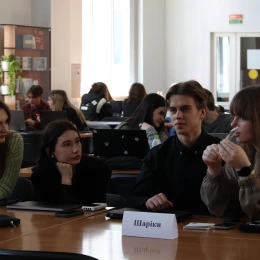 Студенти об’єдналися у команди та створювали цифрові проєкти. Фото: МикВісті